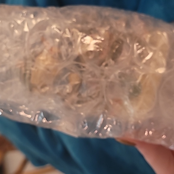 Goebel Hummel 1948 "Retreat to Safety" #201  2/0 Boy Climbing Fence Frog 4.25" H - Picture 4 of 4